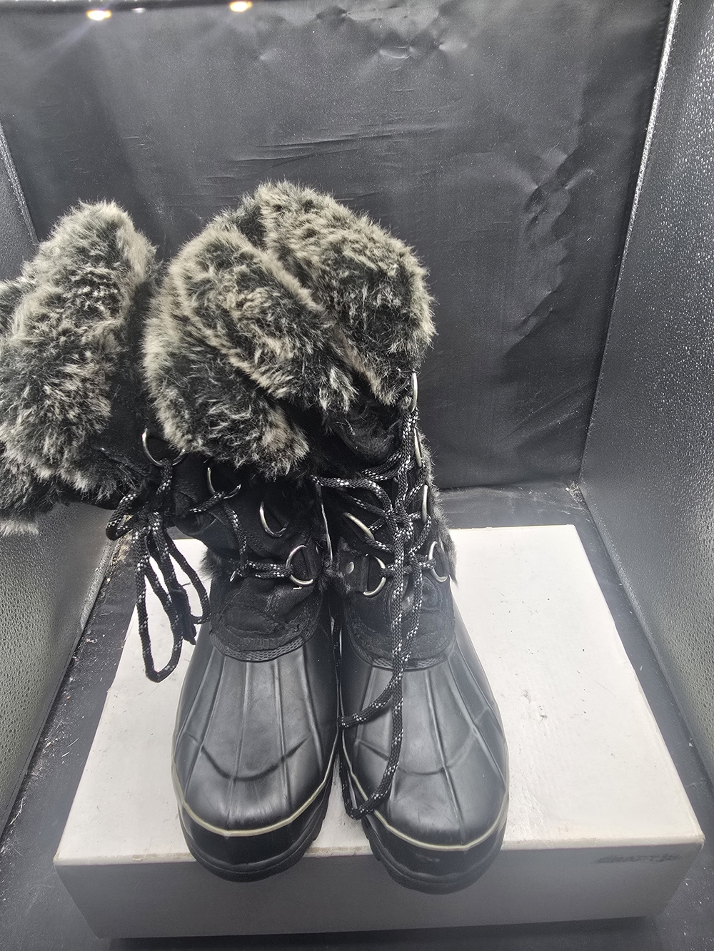 Khombu Black Faux-Fur Lace-Up Winter Boots